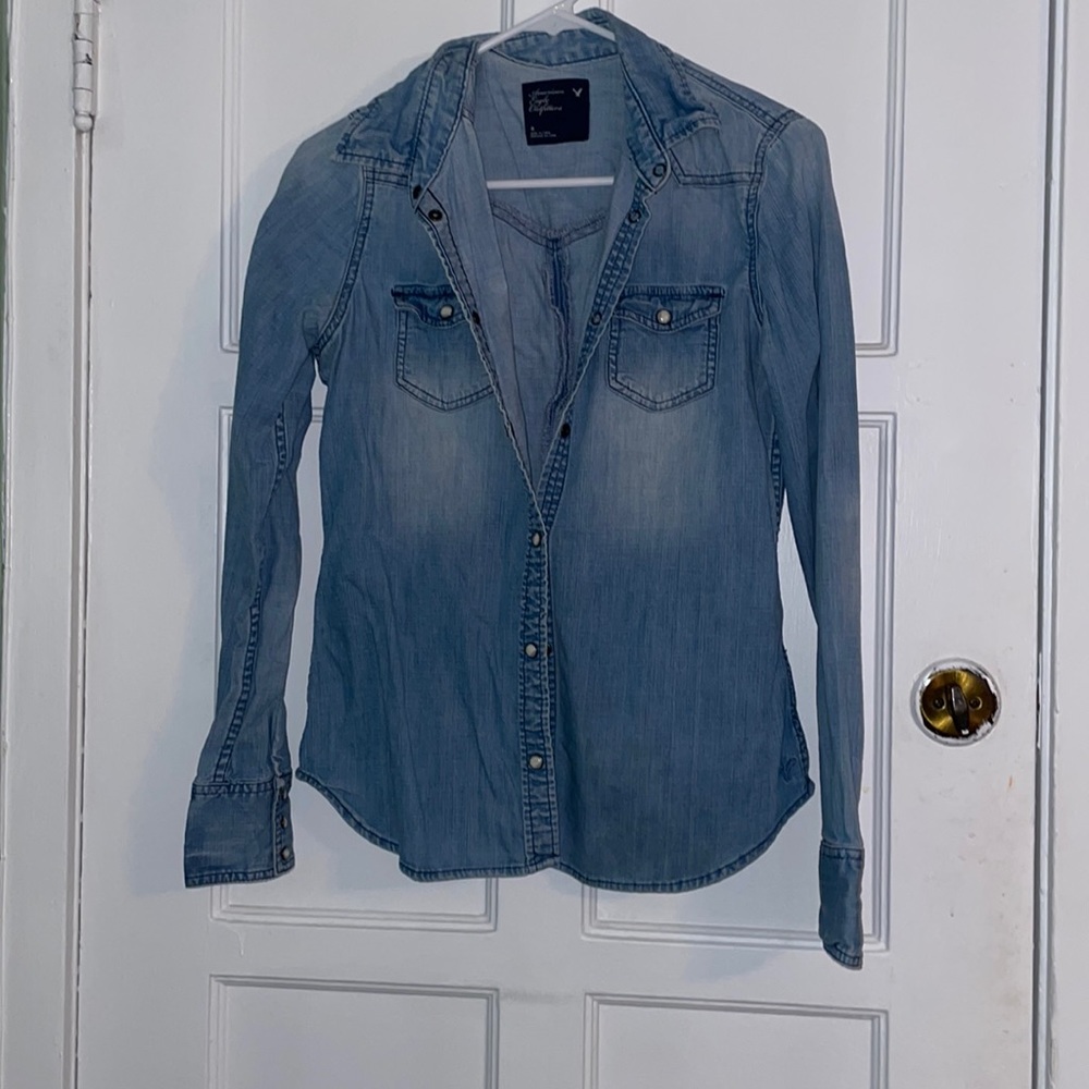American eagle button up